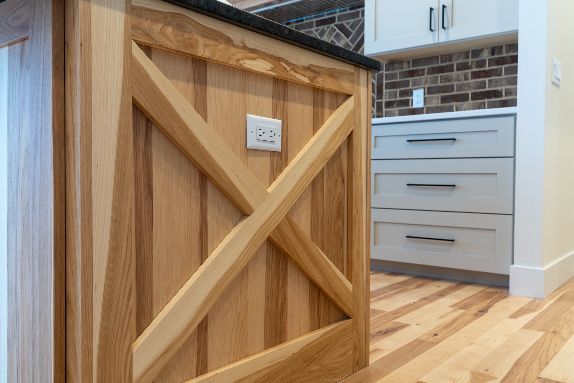 Wood details on kitchen cabinets